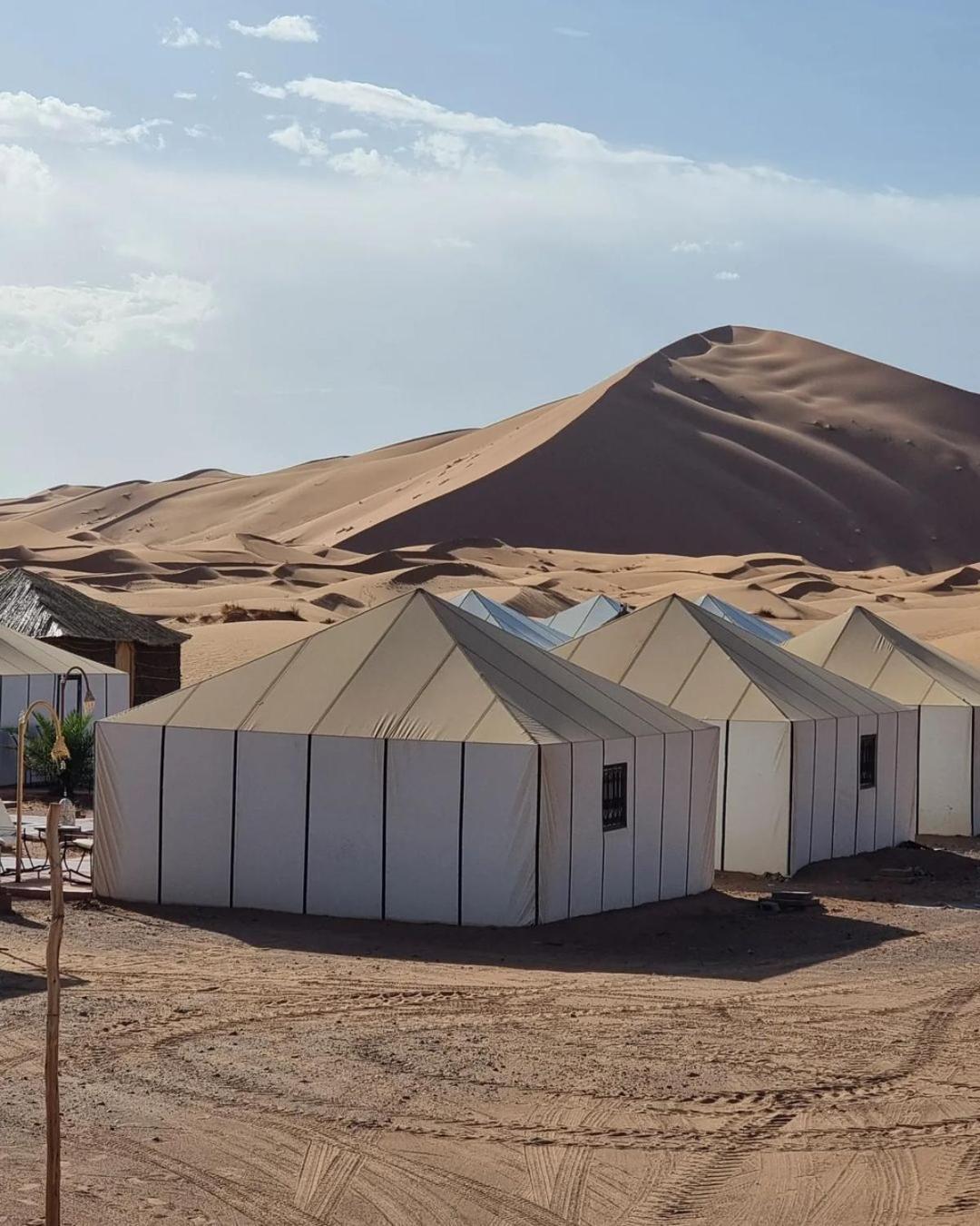 Royal Sands Camp Hotel Merzouga Exterior photo